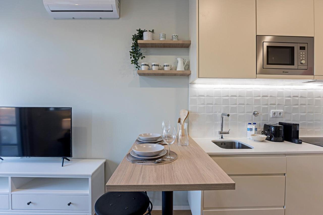 31 Janeiro 157 - Charming 1BR Flat w/ AC&Balcony by LovelyStay Porto Exterior foto