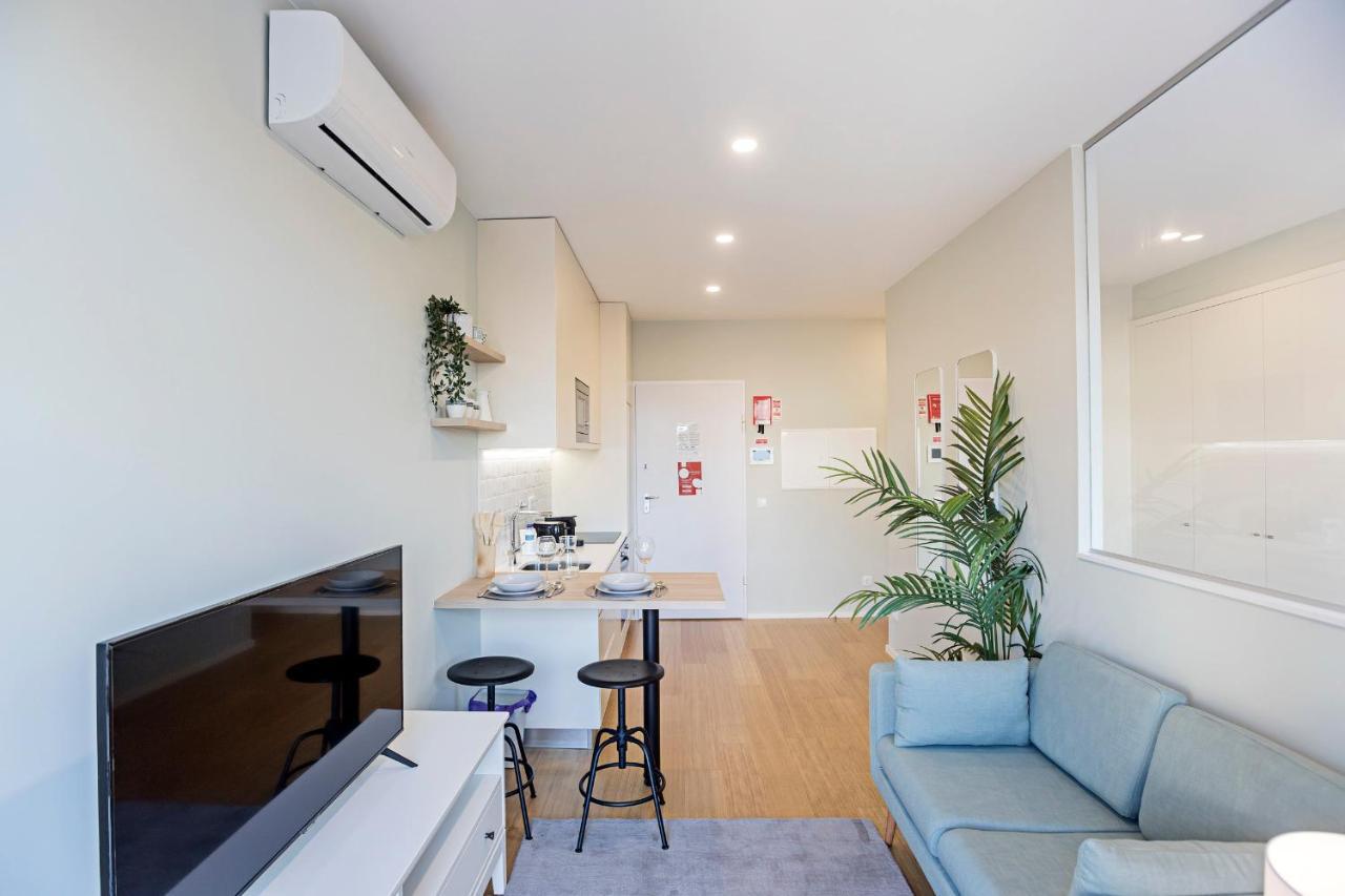 31 Janeiro 157 - Charming 1BR Flat w/ AC&Balcony by LovelyStay Porto Exterior foto